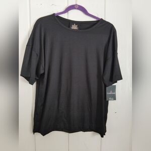 NWT!! Cuddl Duds Black Short Sleeve Tee. Super Soft! Size M
